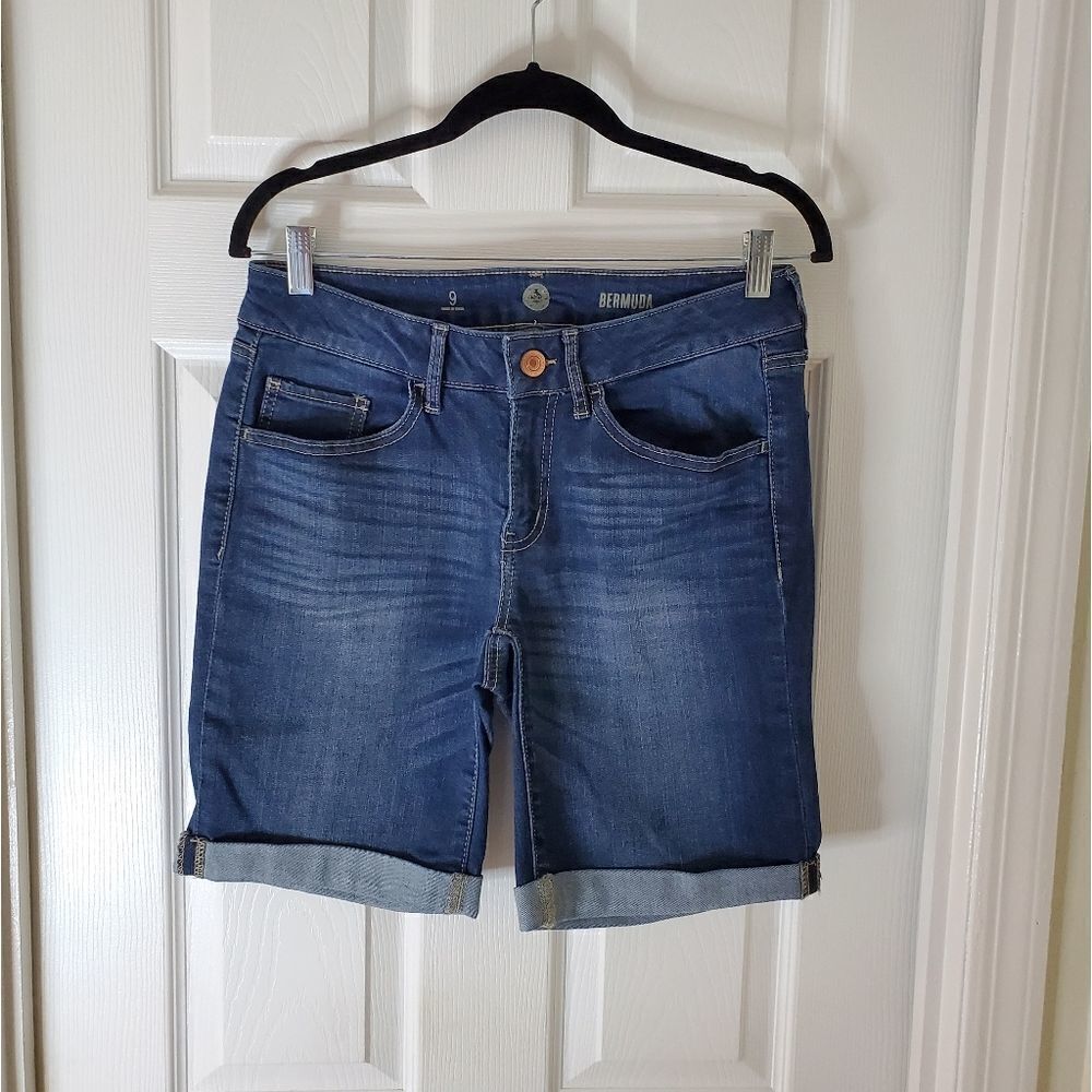 🇺🇸Cute Jean Shorts Size 9 - Picture 4 of 7